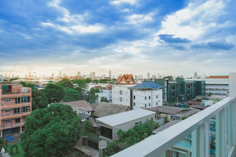 Hotel S.e.t Thanmongkol Residence