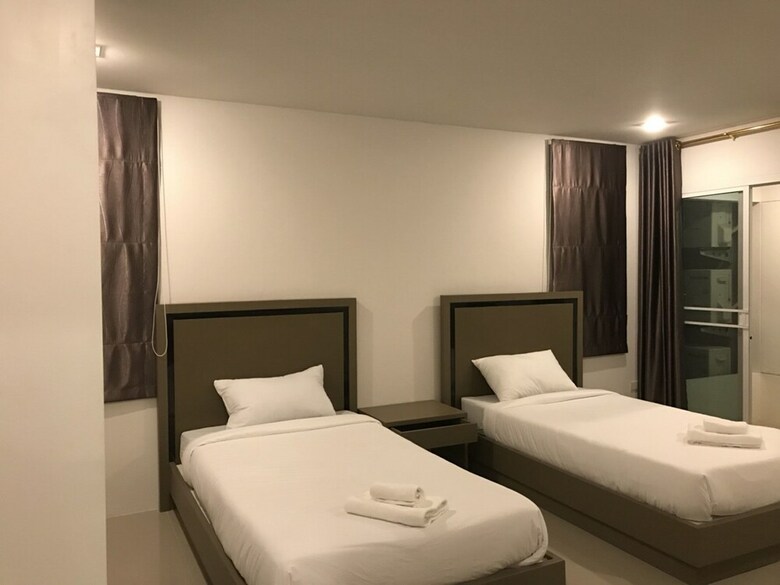 Hotel S.e.t Thanmongkol Residence
