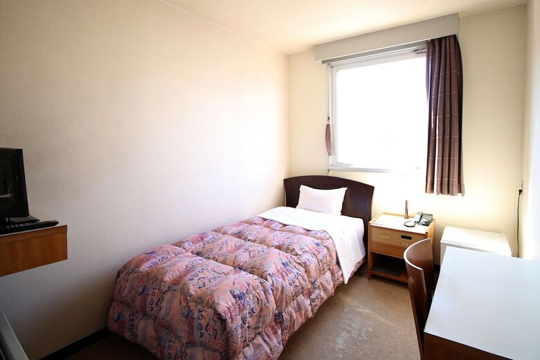 Hotel Okuni (royal Inn Group)