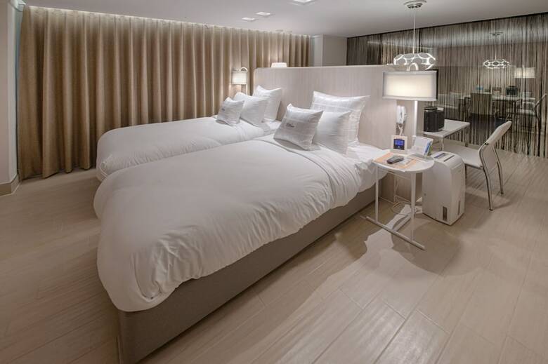 6 Star Motel