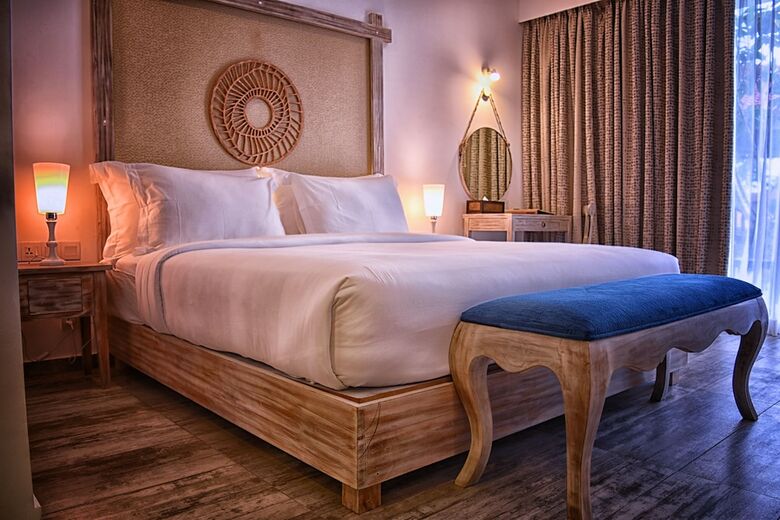 Hotel Triple O Six
