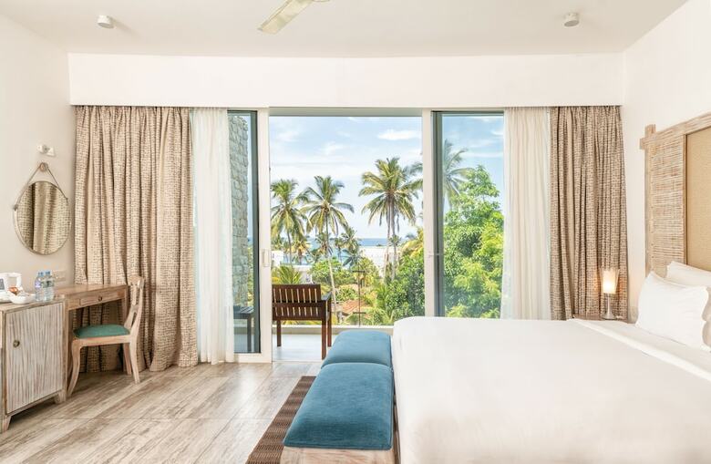 Hotel Triple O Six