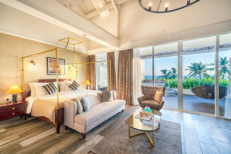 Hotel Triple O Six