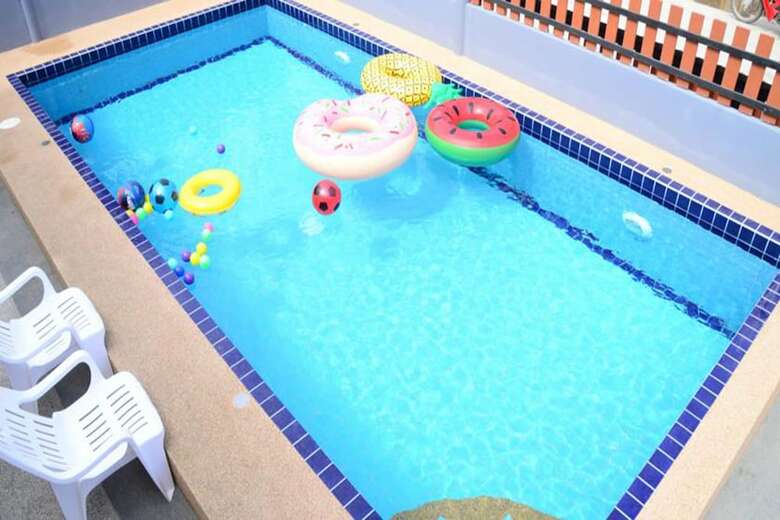 Whale Pool Villa