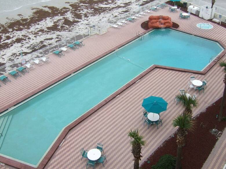 Harbour Beach Oceanfront Resort