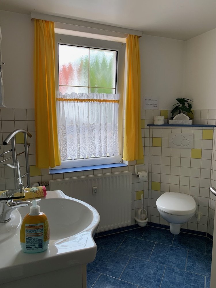 Hostal Pension "idyll"