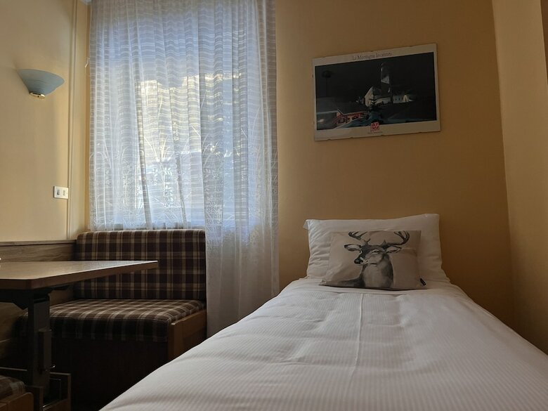 Hotel Rododendro