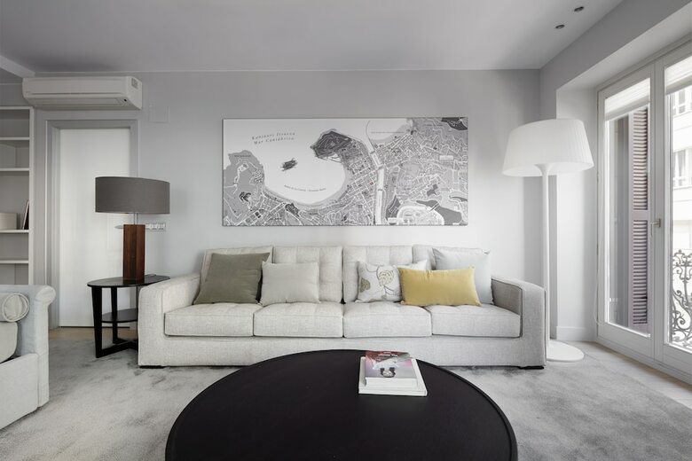 Easo Suite 7 Apartment By Feelfree Rentals