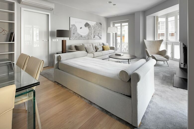 Easo Suite 7 Apartment By Feelfree Rentals