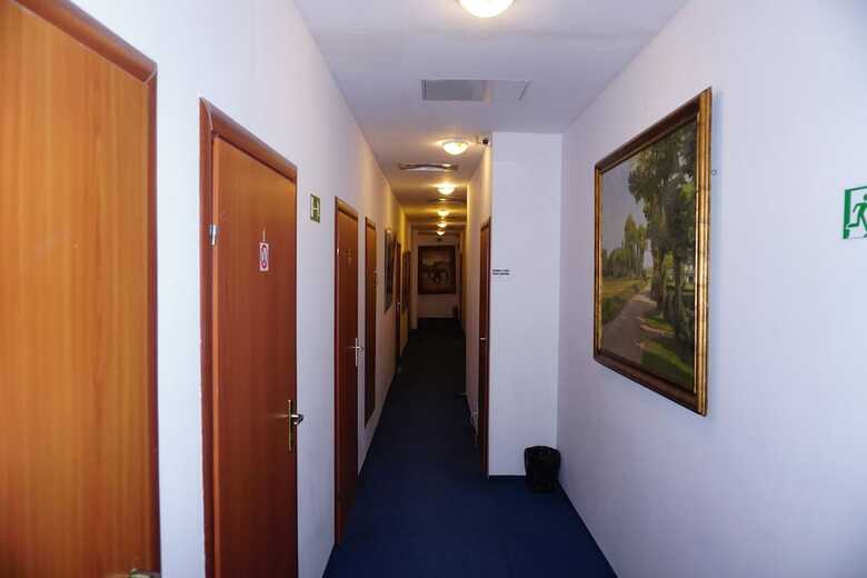 Hotel Budget Central