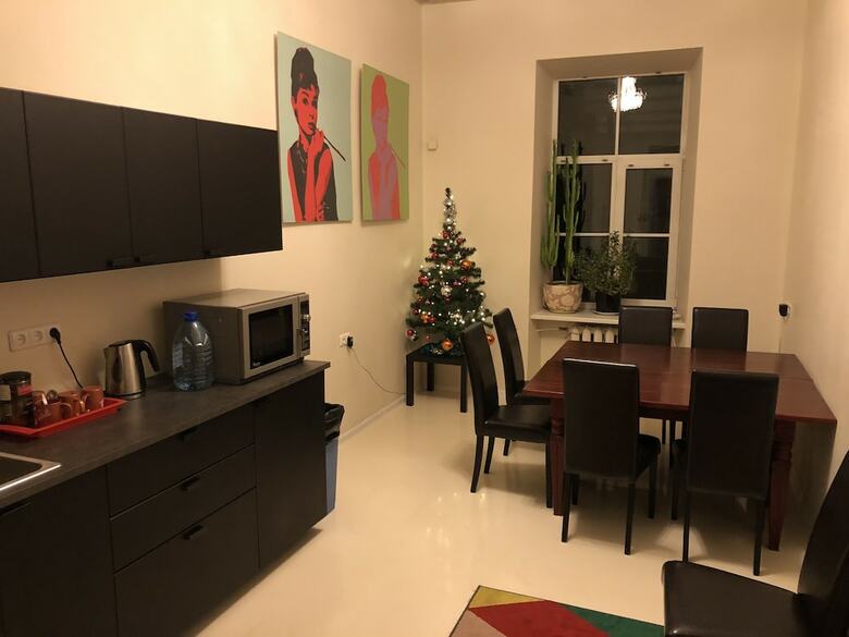 Hotel Budget Central