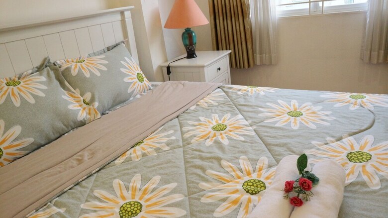 Smiley Apartment 3