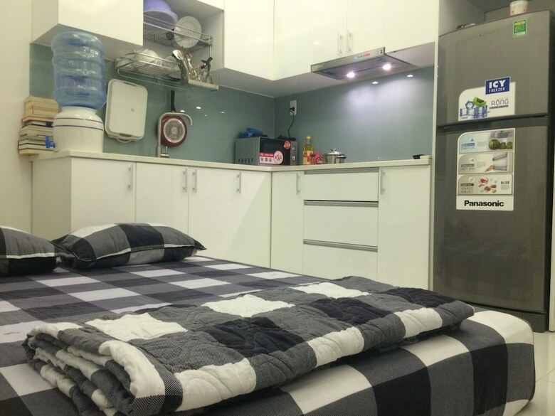 Smiley Apartment 7