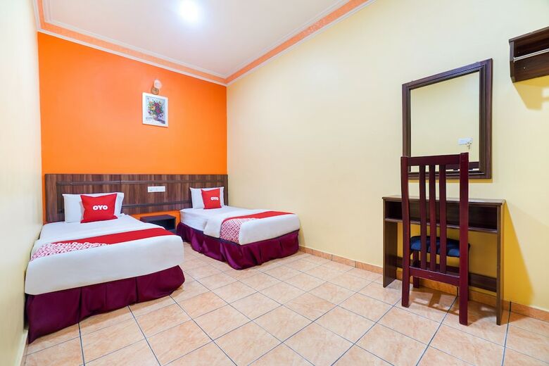 Oyo 89490 Hill Times Inn Hotel