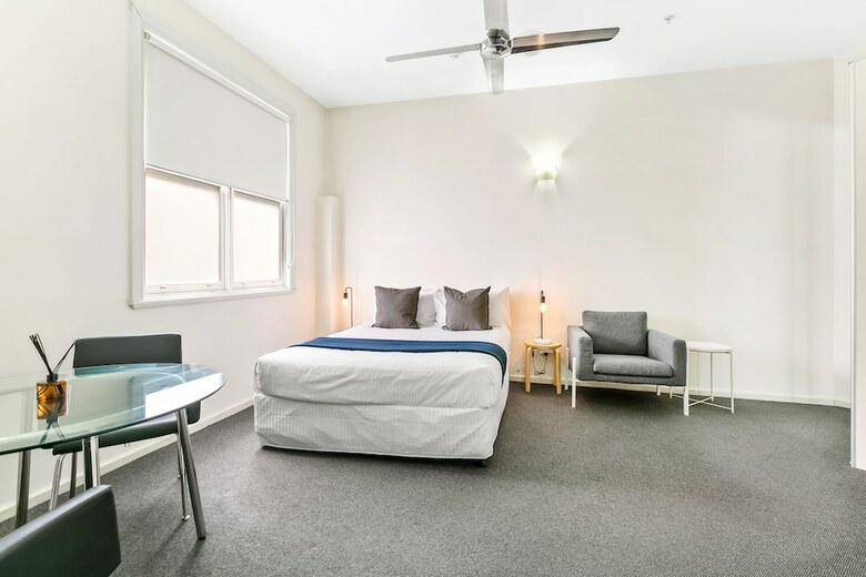 Excelsior Serviced Apartments
