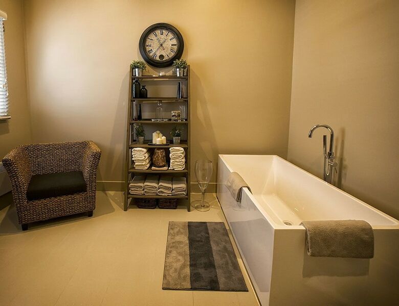 Bed & Breakfast Kerami Manor