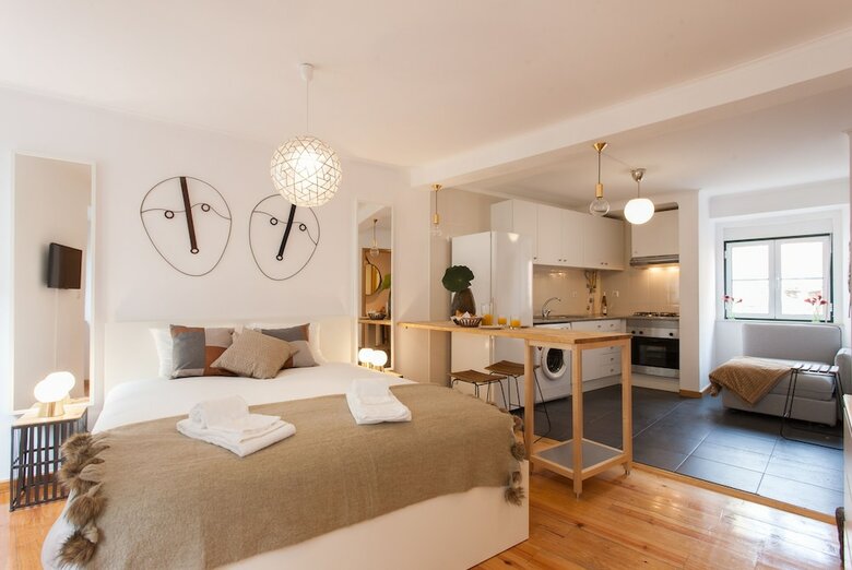Moniz Studio Apartment - By Lu Holidays