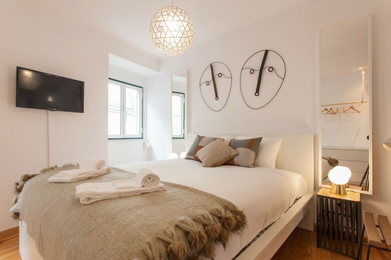 Moniz Studio Apartment - By Lu Holidays