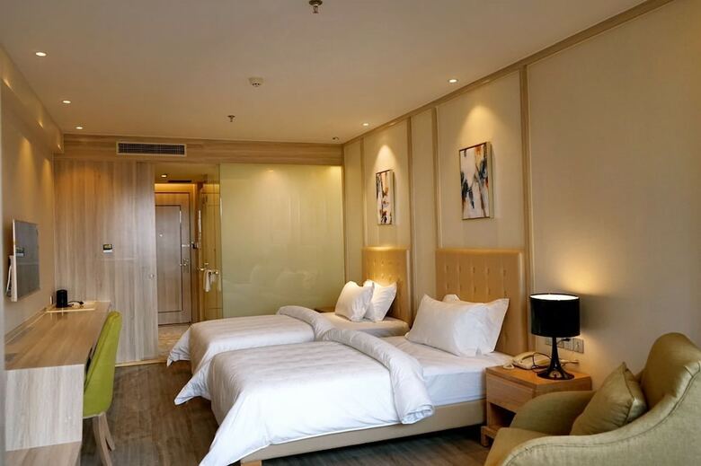 Metropolo Jinshanzui Village Hotel