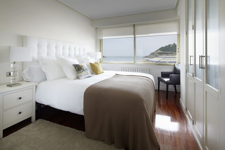Playa De La Concha 3 Apartment By Feelfree Rentals