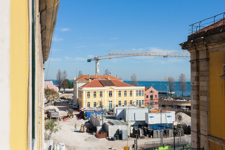 Tejo Vintage Three-bedroom Apartment - By Lu Holidays