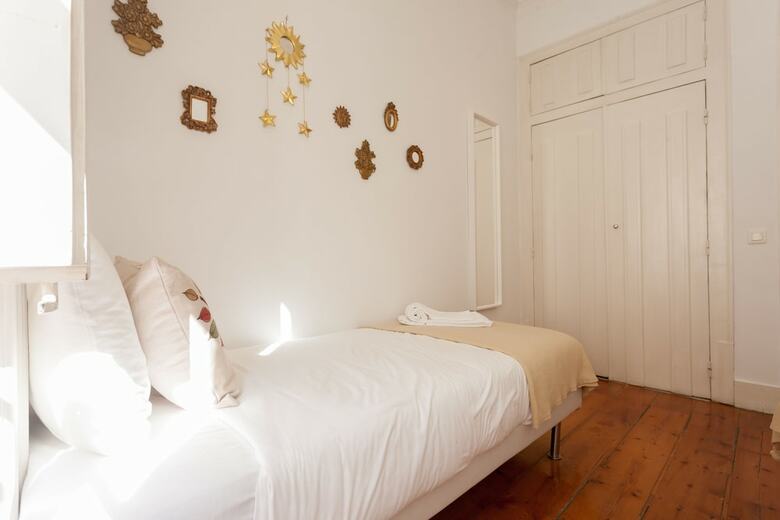 Tejo Vintage Three-bedroom Apartment - By Lu Holidays