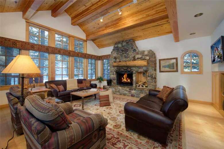 Phoenix House By Jhrl