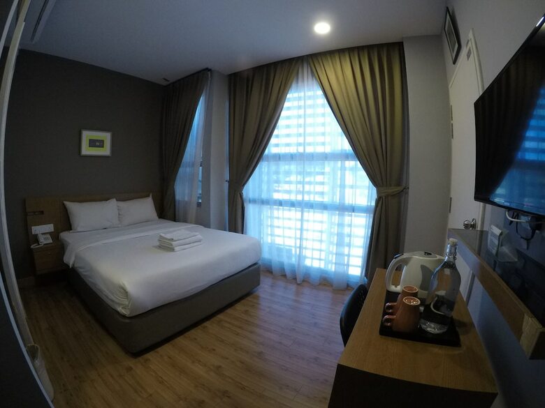 Hotel Ariana Iskandar