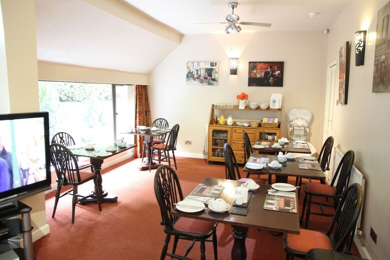 Castle Green Bed And Breakfast