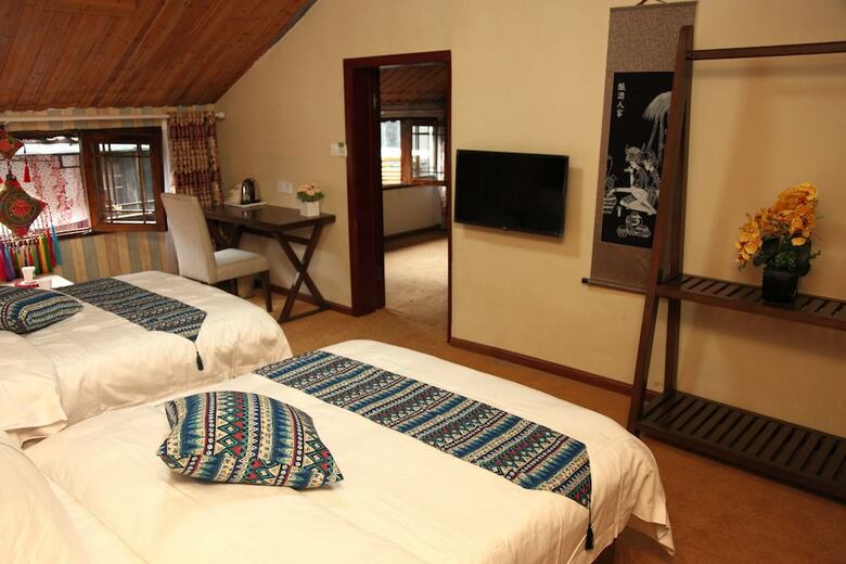 Hotel If You Are Here - Fenghuang