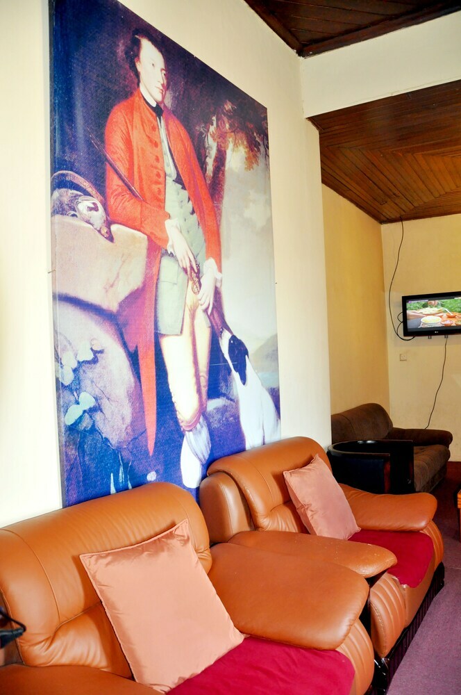 Hotel Chelthnam Bungalow
