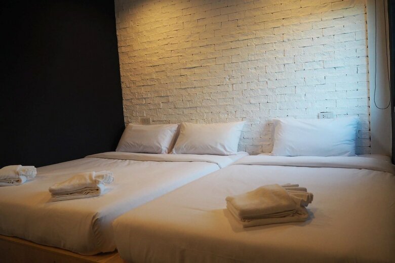Hotel Indy Room Hostel