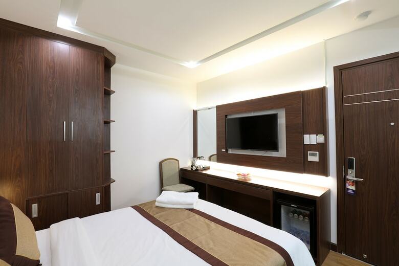 Prague Hotel