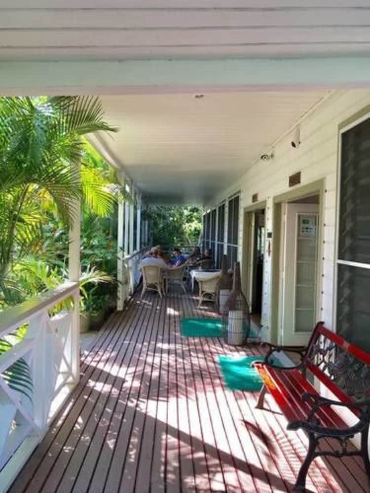 Hotel Waterfront Lodge