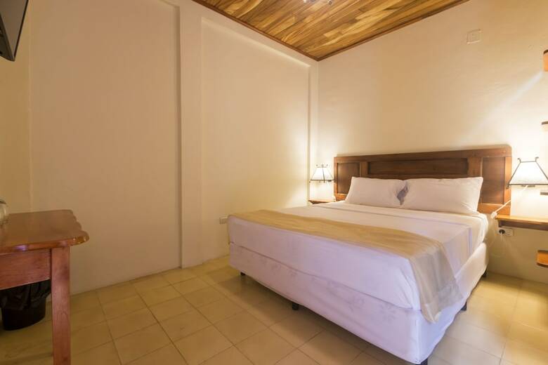 Hotel Mirna