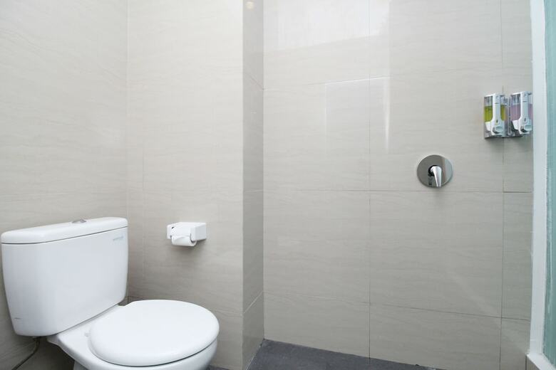 Hotel Airy Sario Laut Aru 71 Manado