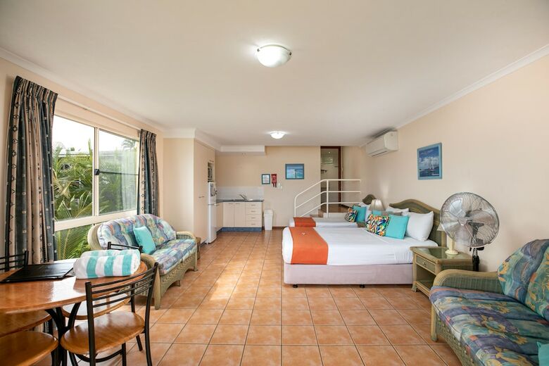 Sunlit Waters Studio Apartments