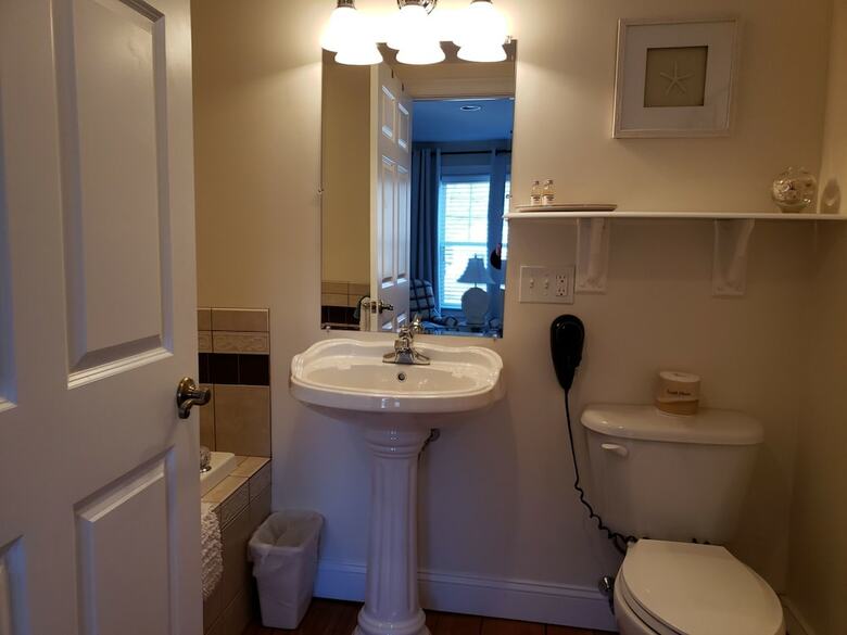 The Elmere House Bed & Breakfast