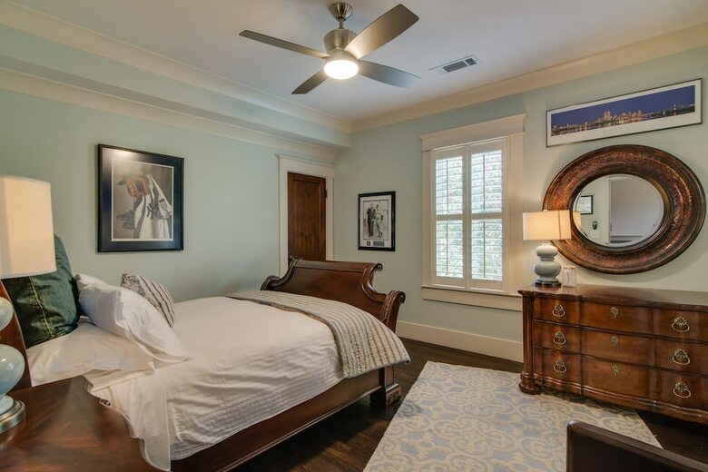 Bed & Breakfast Caroline House Nashville Historic Inn