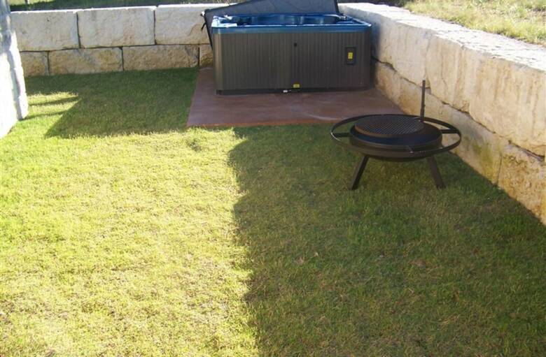 Breezy Hills Cottages