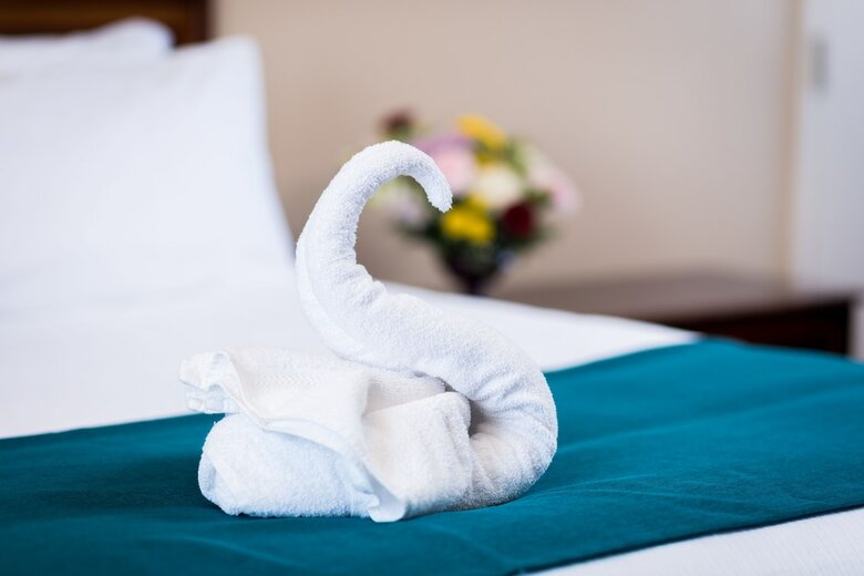 Hotel Royal Inn & Suites