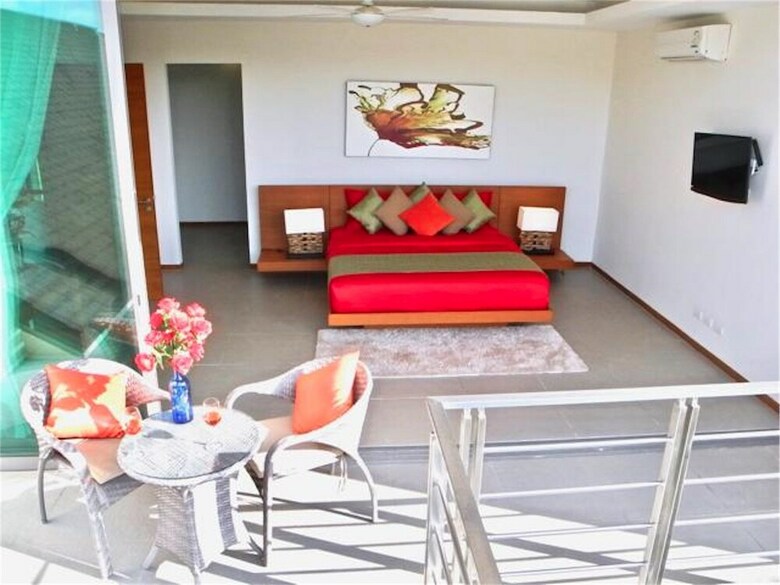 Apartamentos Ka Villa Rawai : Peaceful 4 Bedrooms