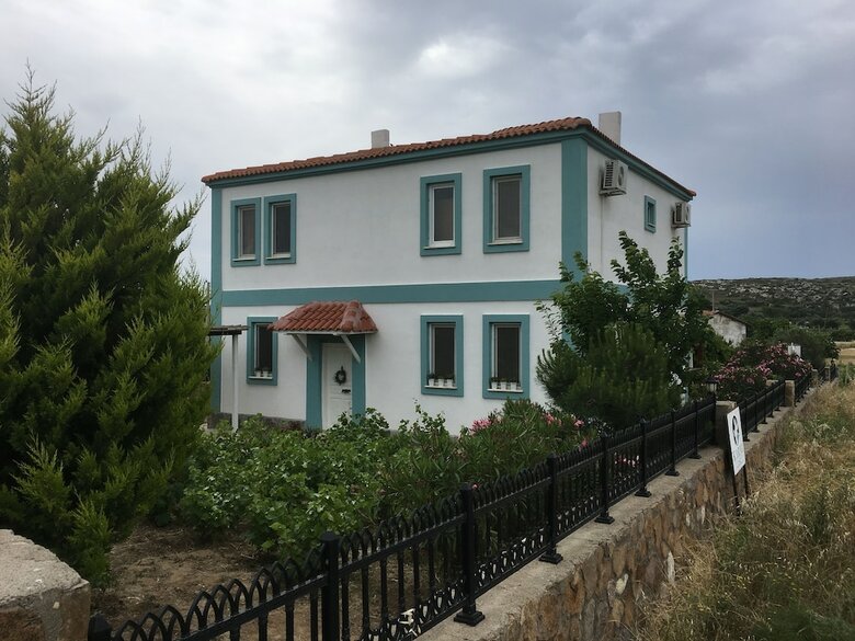 Karna Hotel
