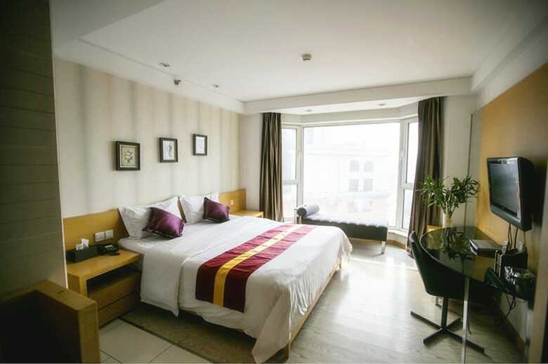Hotel Love Holiday Inn Apartment