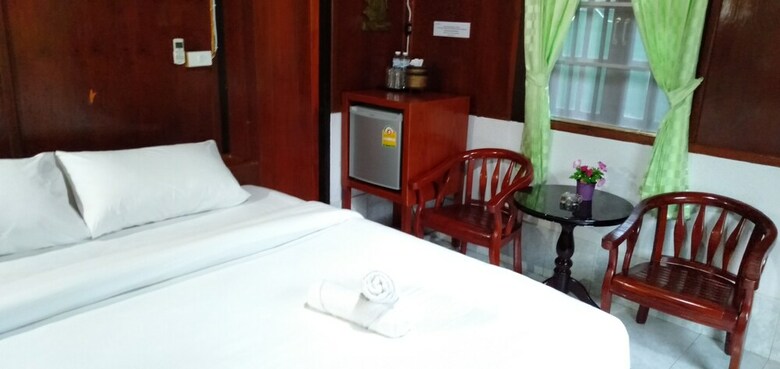 Hotel Haadrin Resort
