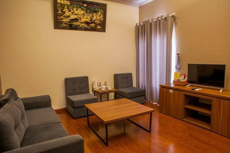 Trieu Khang Hotel