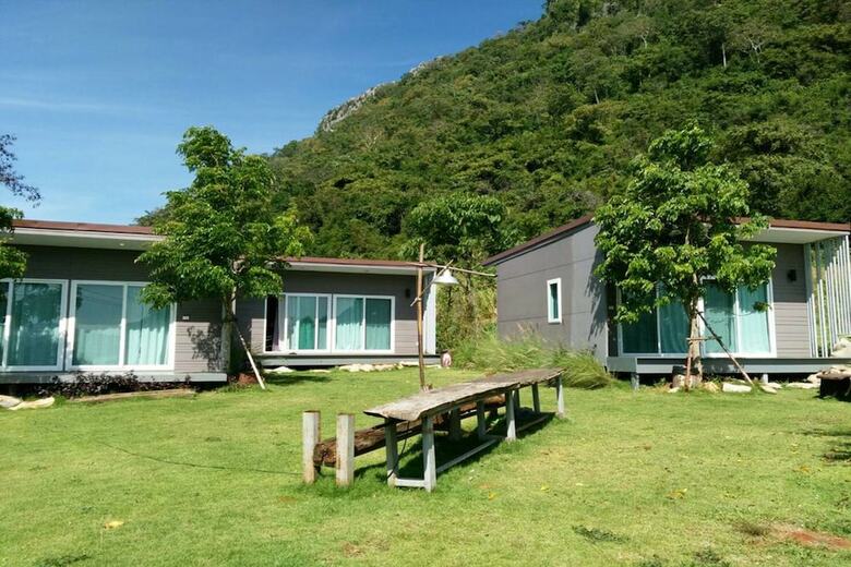 Hotel Rabbit Hill Cafe And Resort @ Khao Yai