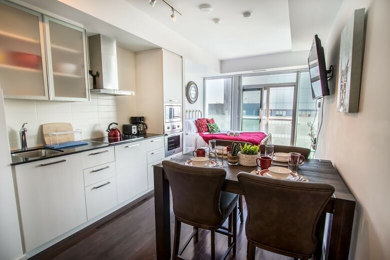 Micasa Suites - Modern Executive Condo