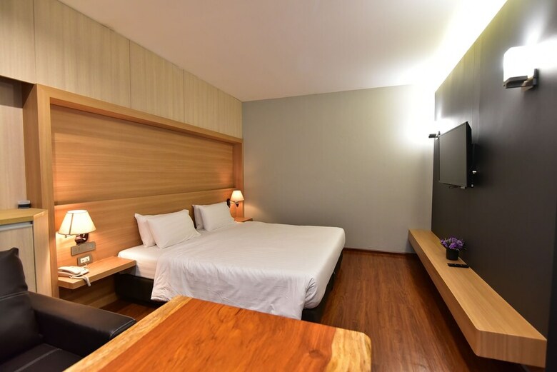 Hotel The Three Hat Yai