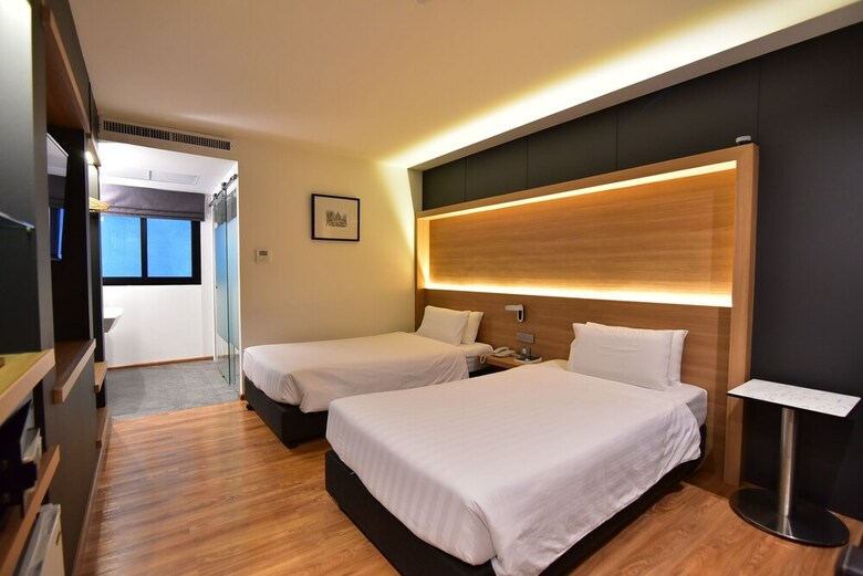Hotel The Three Hat Yai